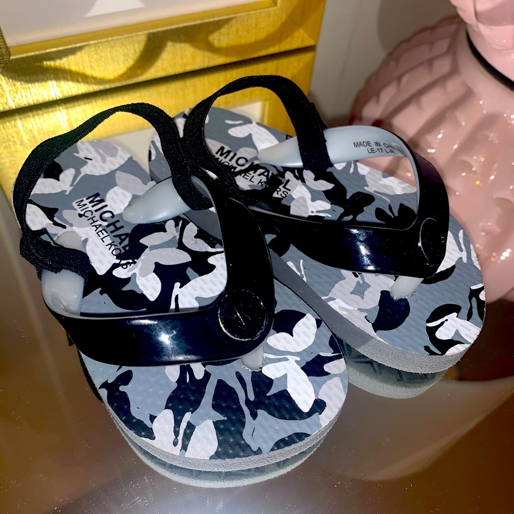 Michael Kors flip flops